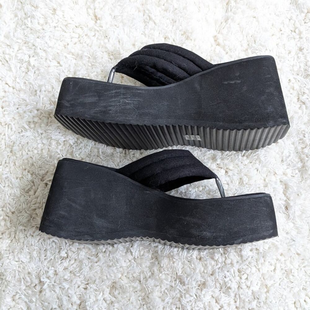 Current Mood Black Platform Wedge Flip-Flop Sandals - Picture 2 of 7